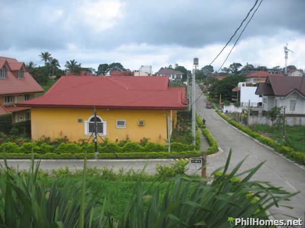 FS:Japanese designed Vacation House and Lot in Olivarez Tagaytay City!!! Save as low as P2M!