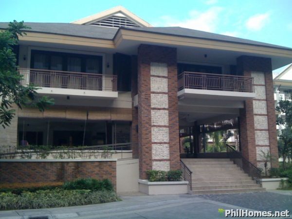 Fully Furnished 3 Bedroom Condominium with Parking in Riverfront Residences Metro Manila Philippines