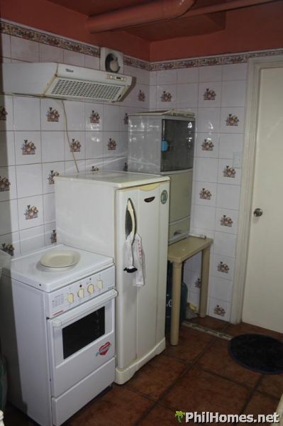 FULLY FURNSHIED TIMOG CONDO