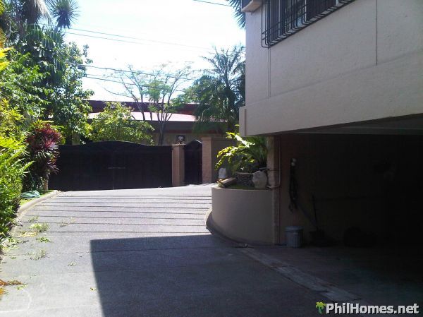 Furnished 1100 sq.m. House and Lot with Pool Makati City Metro Manila