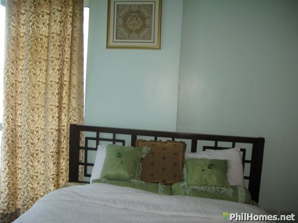 Furnished 2 Bedroom Condominium Unit Sapphire Fort Bonifacio Taguig Metro Manila