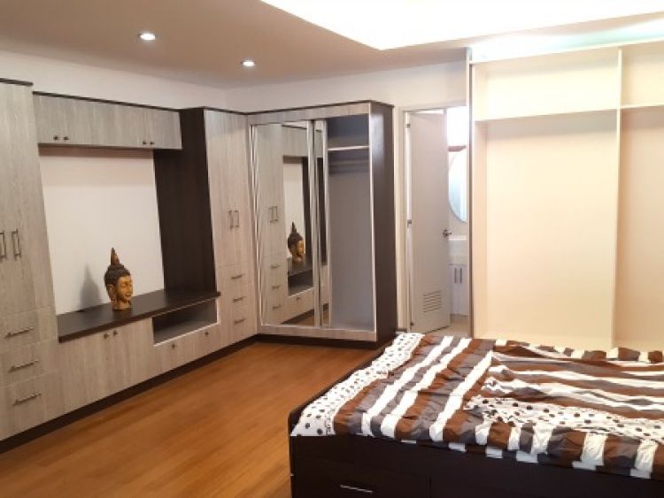 Furnished 4-bedroom Townhouse for Sale in Manila 