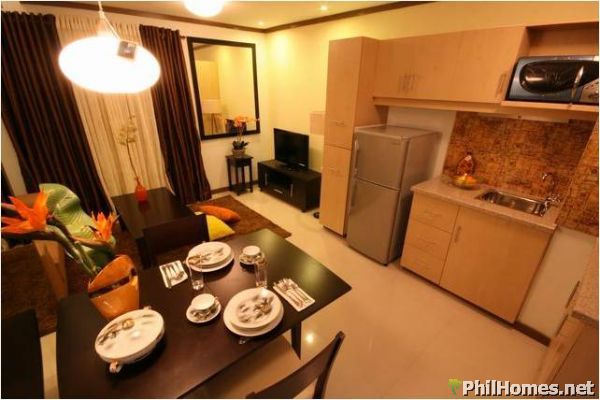 Gilmore Tower-Fully Fitted Condo (2015)