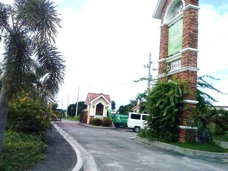 GLENWOODS NORTH EXECUTIVE VILLAGE  STA MARIA BULACAN