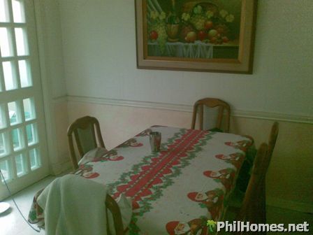 House and lot 5BR Two-storey Pilar Village