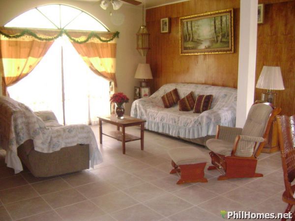 House and Lot For Sale in Dipulao Coron Palawan