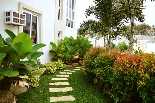CENTRAL ATRIUM RESIDENCES (Balanga, Bataan)