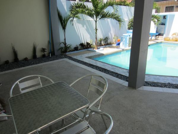 Modern House Fully Furnished w/ Pool Flood Free
