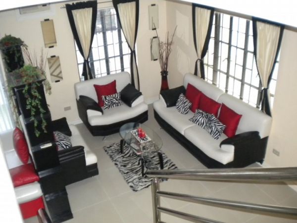 Modern House Fully Furnished w/ Pool Flood Free