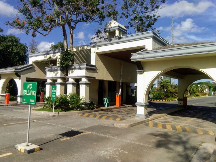 Lot for Sale 300 Sqm Dasmarinas Cavite The Orchard